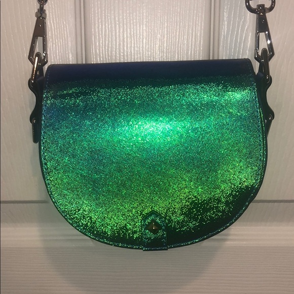 Rebecca Minkoff Handbags - NWOT Rebecca Minkoff iridescent purse